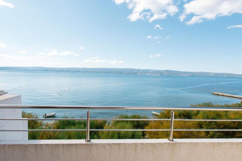 Filip Apartment Omiš Eksteriør bilde