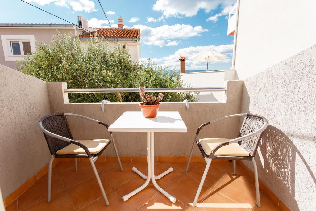 Filip Apartment Omiš Rom bilde