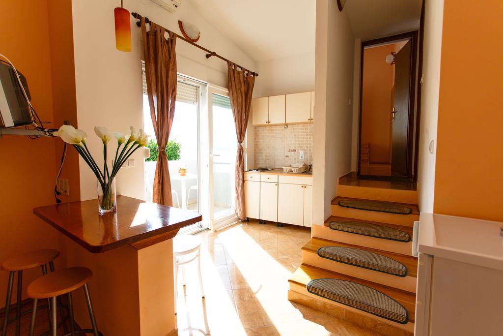 Filip Apartment Omiš Rom bilde