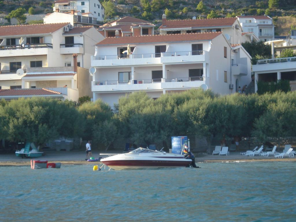 Filip Apartment Omiš Eksteriør bilde